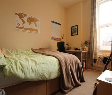 3 bedroom maisonette to rent - Photo 5