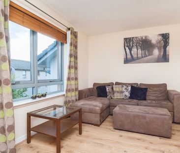 2439L - Restalrig Drive, Edinburgh, EH7 6JX - Photo 2