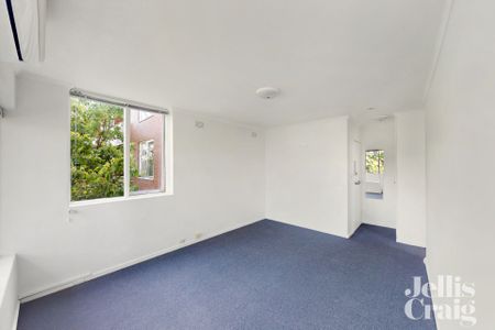 12/14 May Road, Toorak - Photo 3