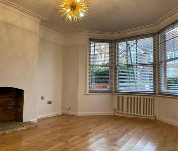 1 Bed Flat, Stately Court, LU3 - Photo 1