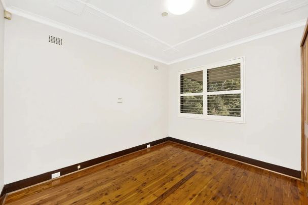 Lovingly Maintained and Renovated Three-Bedroom Family Home Seconds to Lane Cove Village - Photo 1