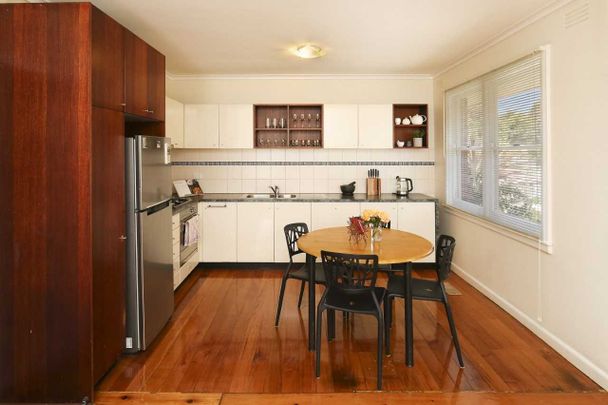 4 Winter Crescent, Reservoir VIC 3073 - Photo 1