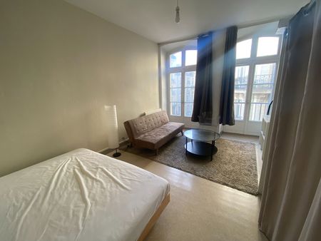 Location Appartement 1 pièce 25m² - Photo 3