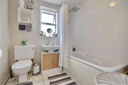 Claremont Road, Fratton, PO1 - Photo 4