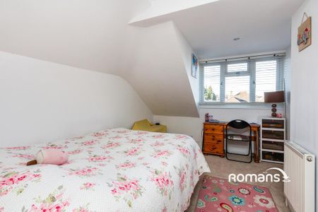 4 bedroom bungalow to rent - Photo 2