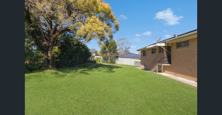 Modern Family Home in a Quiet Goonellabah Location - Photo 4