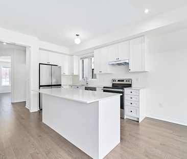 For Lease - 2945 Starlight Drive, Pickering, Ontario - Photo 6