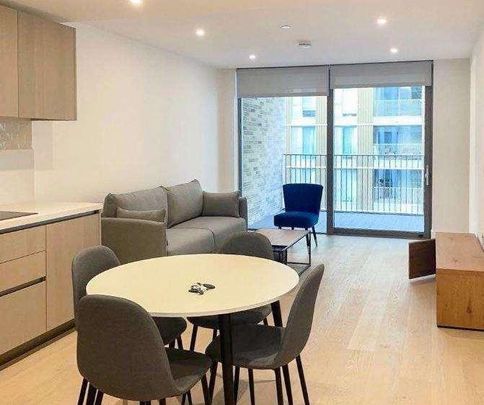 Palmer Road, London, SW11 - Photo 1