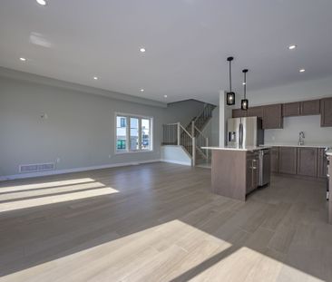 For Lease - 3650 SOUTHBRIDGE Avenue, London South, Ontario - Photo 2