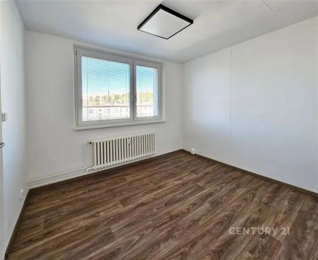 Pronájem bytu 3+1 po rekonstrukci – Zlín, ulice 2. května - Photo 4