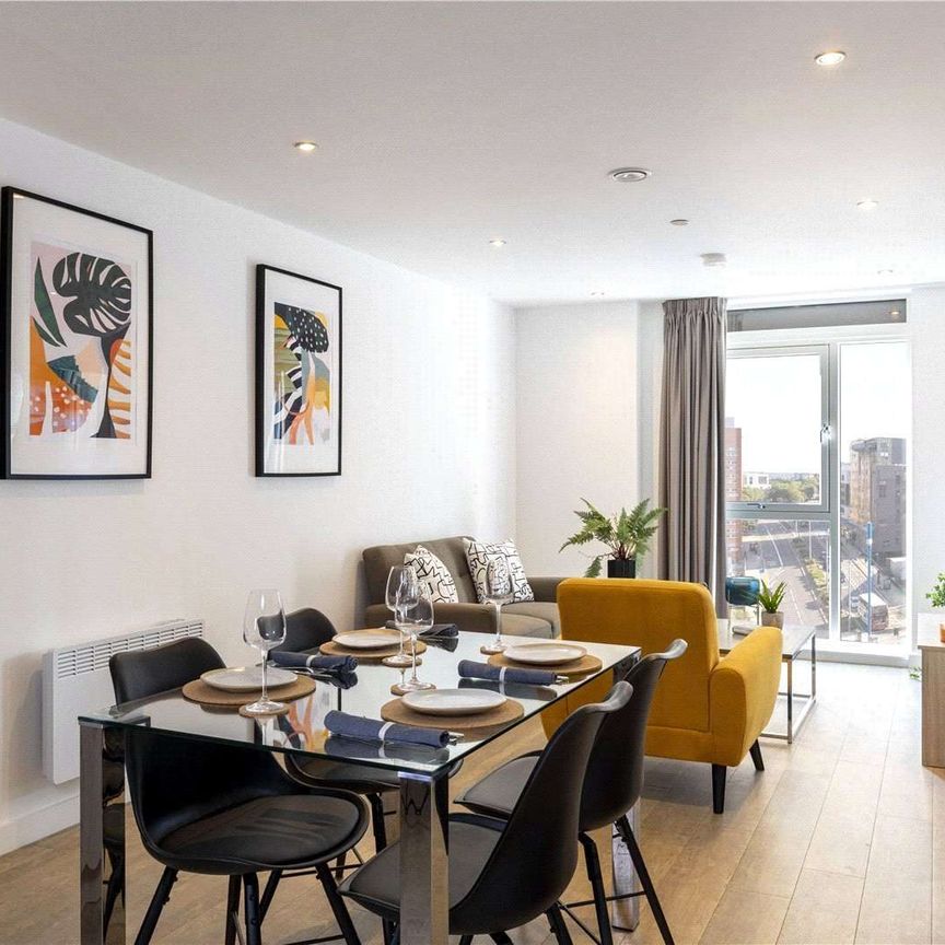 1 BED 1 BATH APARTMENT | AVAILABLE NOW | LAST UNITS | PARKING AVAILABLE | PRIME LOCATION | 24-HOUR CONCIERGE | RESIDENTS GYM - Photo 1