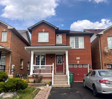 For Lease - 94 Four Seasons Circle, Brampton, Ontario - Photo 4