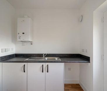 4 bedroom detached house to rent - Photo 1