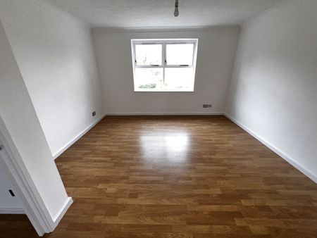 1 Bed Flat, Crofton Park, SE4 - Photo 2