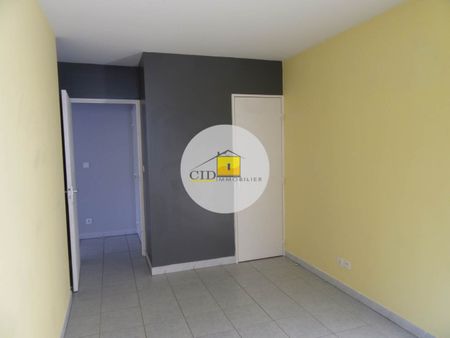 Location Appartement 3 pièces 63m² ST PRIEST 69800 - Photo 4