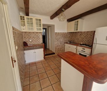 Location Appartement 3 pièces 56m² TOULON 83200 - Photo 4