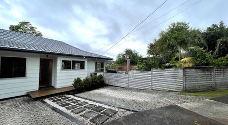 New year = New house - Photo 4