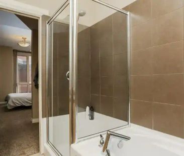 SF120 - 2 Bedroom 2.5 Bathroom by Kingsway - — #202 - 2 Bed 2.5 Bath - Photo 4