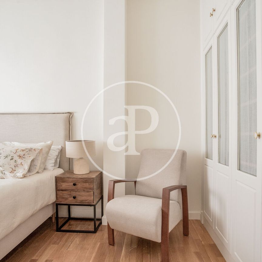 Flat for rent in Recoletos (Madrid) - Photo 1