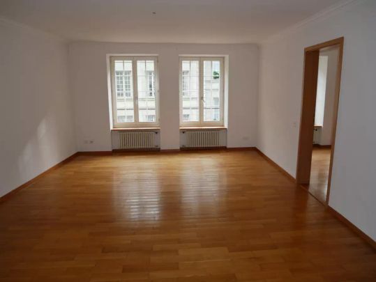FRIBOURG - GRAND-RUE 53 - CHARMANT APPARTEMENT 3 PIECES AU 2EME ETAGE - Foto 1