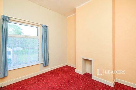 3 bedroom house to rent School Street, Church Gresley, DE11 - Photo 4