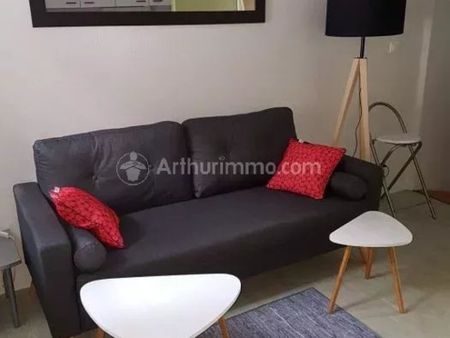 Location Appartement 2 pièces 25 m2 à Montbéliard - Photo 2