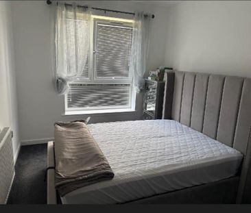 1 bedroom in a house share to rent - Photo 4