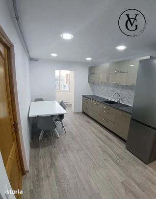 Apartament 2 camere decomandat | Zona Dezrobirii | Inel 2 - Photo 1