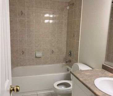 For Lease - 108 Louisbourg Way, Markham, Ontario - Photo 1