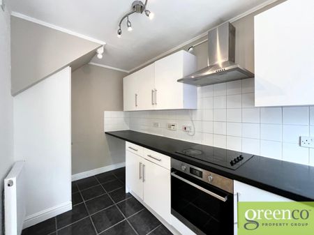 Chorley Road, Swinton, Salford, M27 - Photo 5