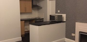 Apartment for Rent in Milborne st, Central, Blackpool, FY1 - Photo 2