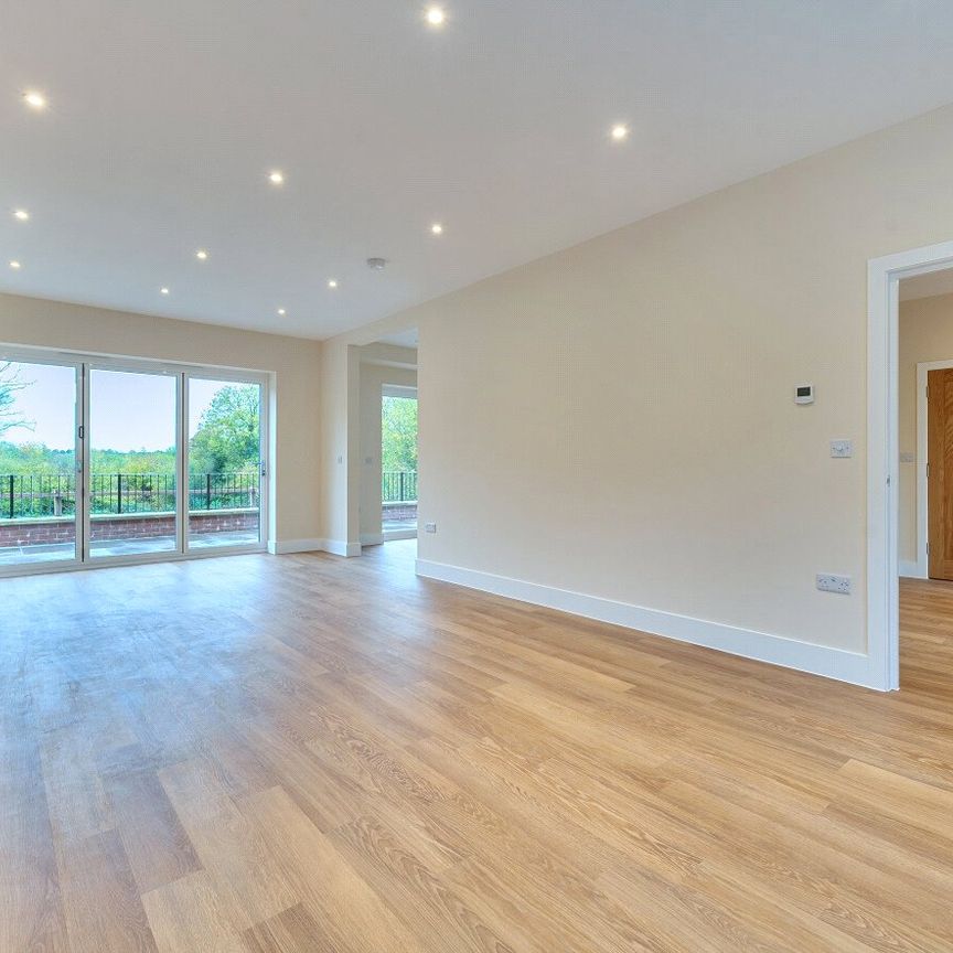 6 bedroom house to rent - Photo 1