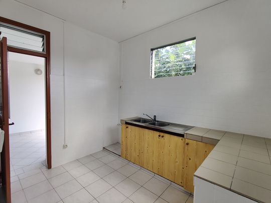 Location appartement 3 pièces, 70.52m², Schœlcher - Photo 1