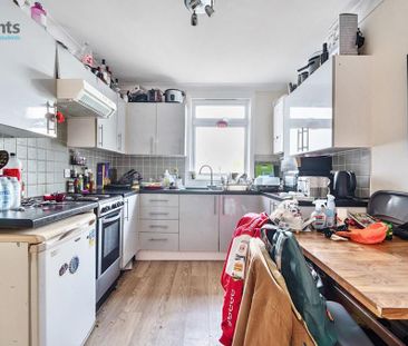 4 bedroom terraced house to rent - Photo 2