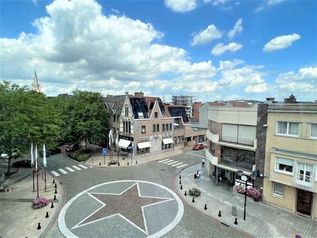 Zeer ruim en sfeervol appartement op topligging - Photo 5