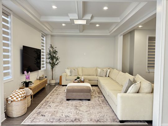 For Lease - 135 Jinnah Avenue, Markham, Ontario - Photo 1