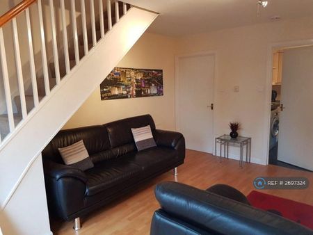 2 bedroom flat to rent - Photo 4