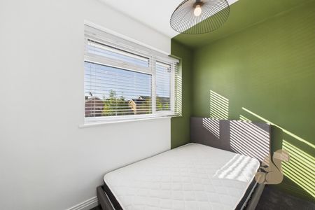 Sunrise Avenue, Chelmsford - Photo 3