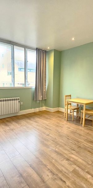 1 Bed Flat, Park Street, LU1 - Photo 1