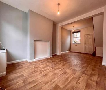 2 bedroom detached house to rent - Photo 6