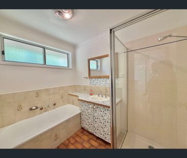 1 Rosalie Avenue, Cranbourne, Vic 3977 - Photo 5