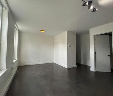 Studio rénové Vieux Quebec - Photo 3