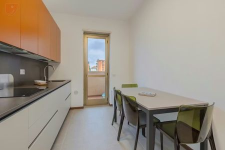 Via Guido Guarini Matteucci, Milan, Lombardy 20162 - Photo 4