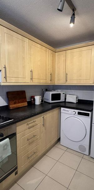 1 bedroom property to rent - Photo 1
