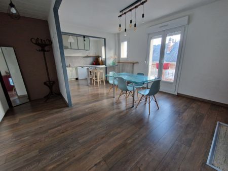 Location Appartement 5 pièces 105m² AMIENS 80000 - Photo 2