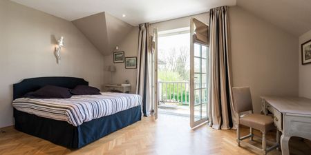 Woning te huur in Ukkel voor € 14.000 met 7 slaapkamers - Foto 2