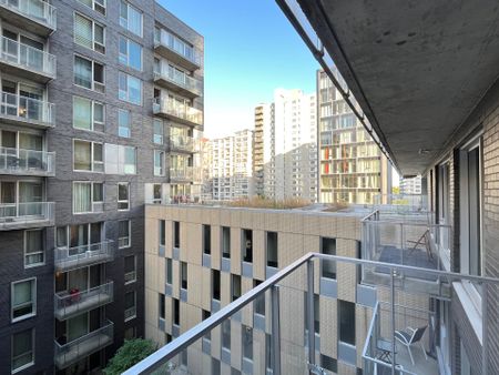 1414 Rue Chomedey Montréal (Ville-Marie), QC H3H - Photo 4