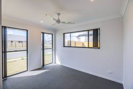 Brand New Home Located in the Brand New Park Lane Estate - Photo 2
