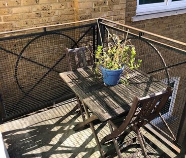 1 Bed Flat, The Grainstore, E16 - Photo 2