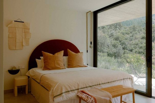 5 bedroom luxury Detached House for rent in Benahavís, Spain - Photo 1